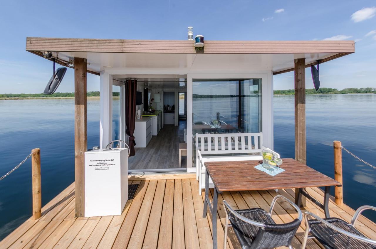 Feststehendes Hausboot Hotel Kolonie Zern Kültér fotó